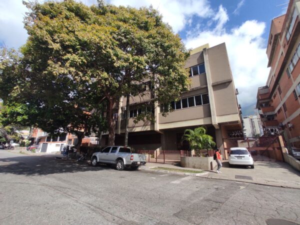 EDIFICIO INDUSTRIAL EN VENTA EN LA URBINA